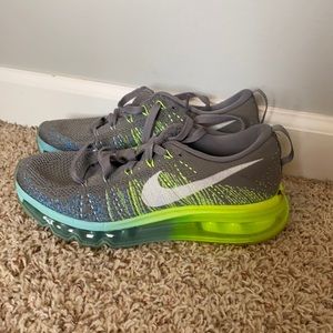Size 6 Nike Women’s Shoes